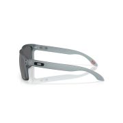 Oakley-Holbrook-Side